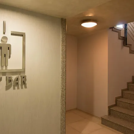 Divesta - Self Check In Hotel Warna