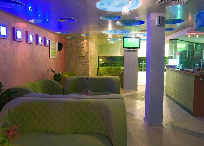 Divesta - Self Check In Hotel 3*