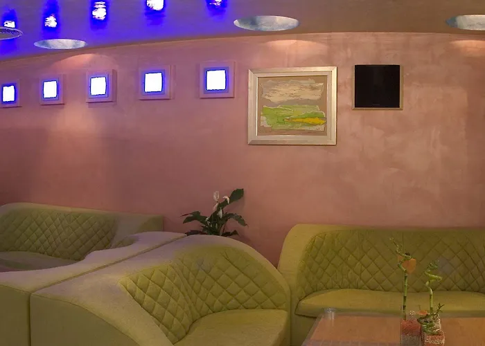 Divesta - Self Check In 3* Varna