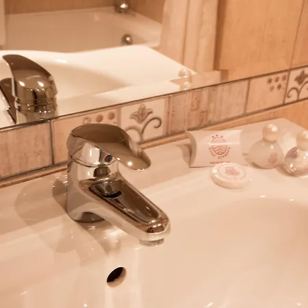 Hotel Divesta - Self Check In 3*